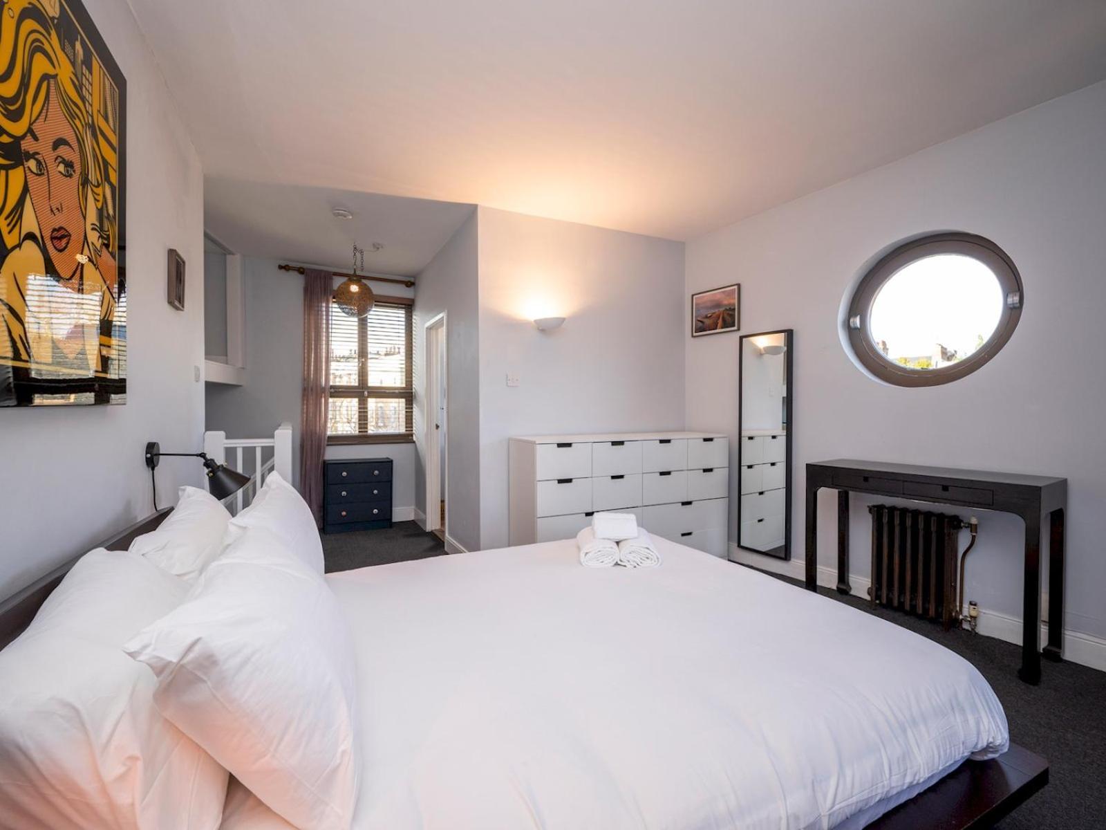 Pass The Keys Unique 1 Bed Over 3 Floors With Private Terrace Ferienhaus *